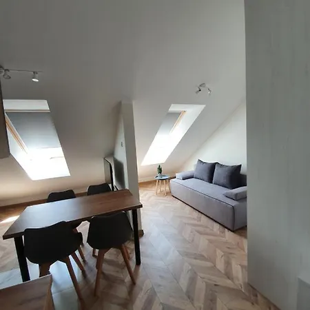 Mierzeja Park 13b アパート *